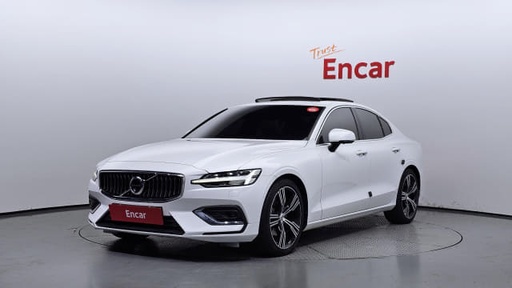 2020 VOLVO S60