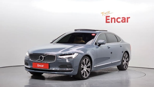 2021 VOLVO S90
