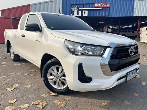 2021 TOYOTA Hilux