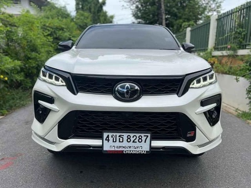 2021 TOYOTA Fortuner