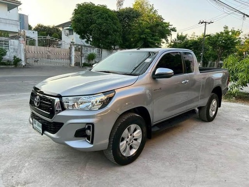 2018 TOYOTA Hilux