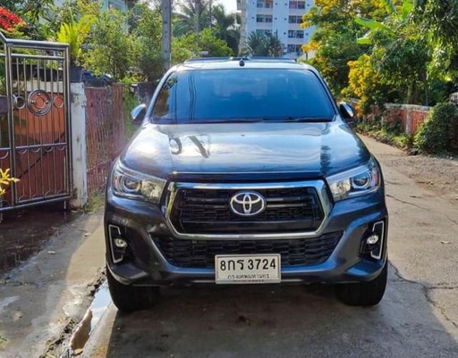 2019 TOYOTA Hilux