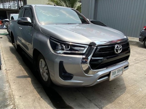 2022 TOYOTA Hilux