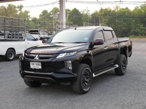 2021 MITSUBISHI Triton