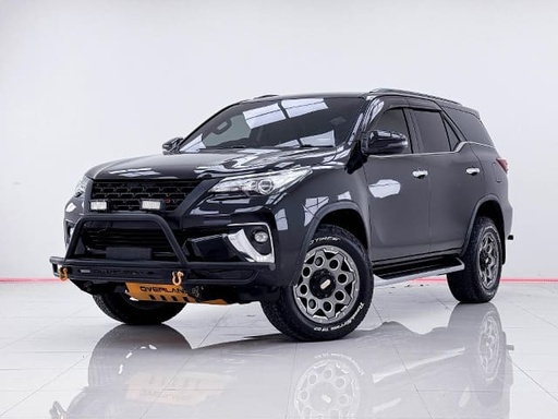 2018 TOYOTA Fortuner, 