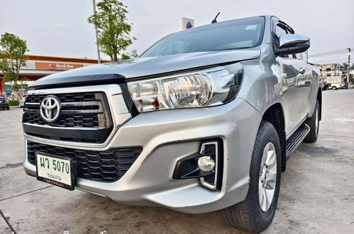 2018 TOYOTA Hilux