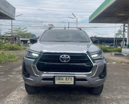 2021 TOYOTA Hilux