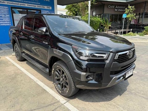 2020 TOYOTA Hilux
