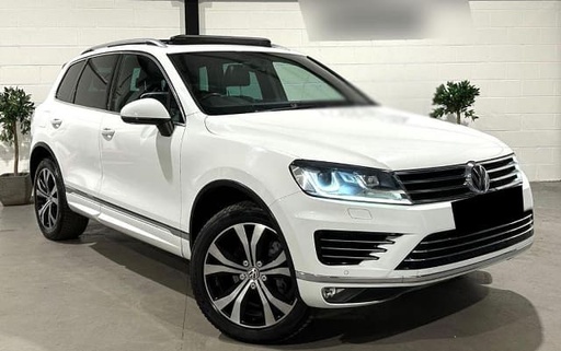 2016 VOLKSWAGEN Touareg