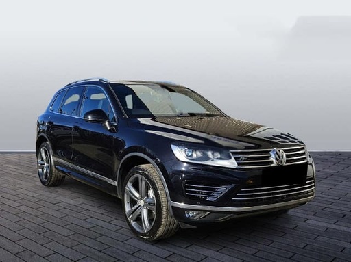 2016 VOLKSWAGEN Touareg