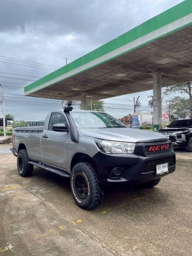 2018 TOYOTA Hilux