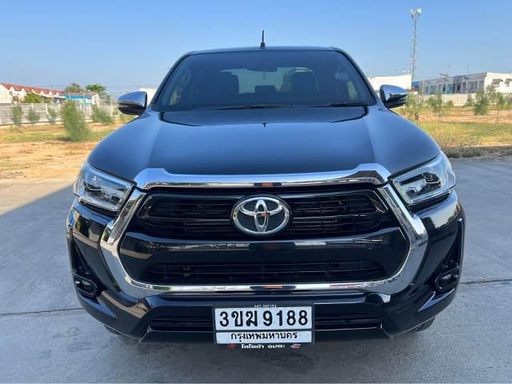 2022 TOYOTA Hilux