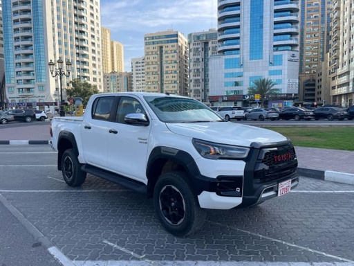 2021 TOYOTA Hilux