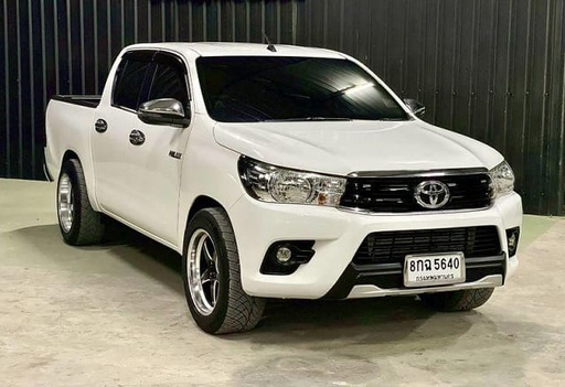 2018 TOYOTA Hilux