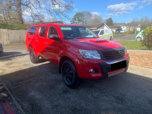 2016 TOYOTA Hilux