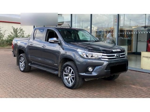 2016 TOYOTA Hilux