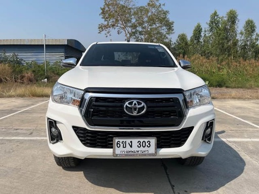 2019 TOYOTA Hilux