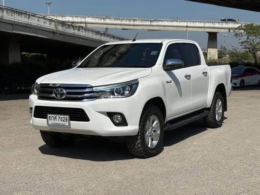 2017 TOYOTA Hilux