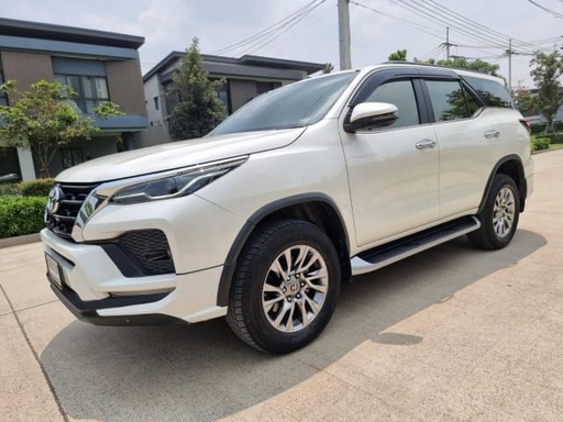 2021 TOYOTA Fortuner