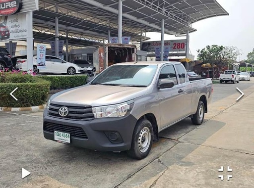 2017 TOYOTA Hilux