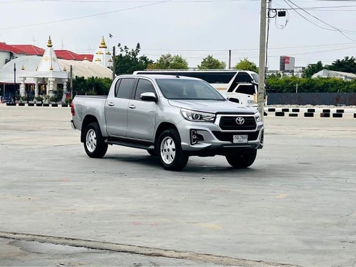 2018 TOYOTA Hilux