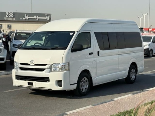 2017 TOYOTA Hiace Commuter
