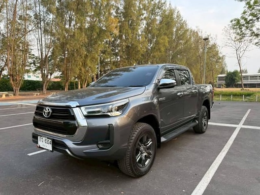2022 TOYOTA Hilux
