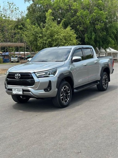 2022 TOYOTA Hilux