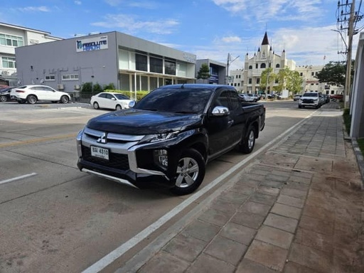 2021 MITSUBISHI Triton
