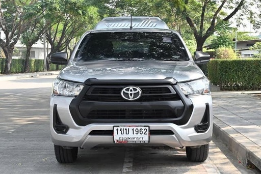 2020 TOYOTA Hilux