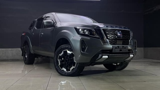 2021 NISSAN Navara