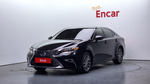 2018 LEXUS ES