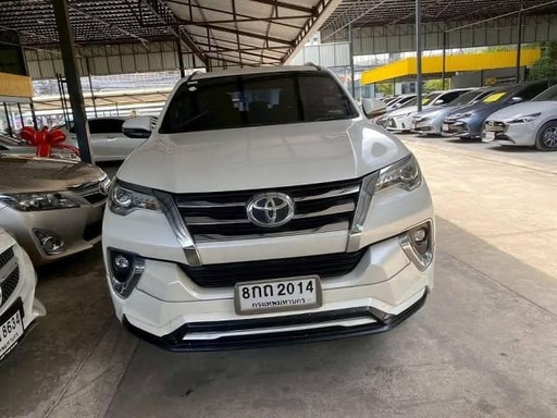 2019 TOYOTA Fortuner
