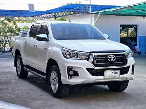 2019 TOYOTA Hilux