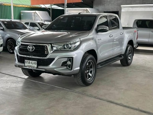 2017 TOYOTA Hilux