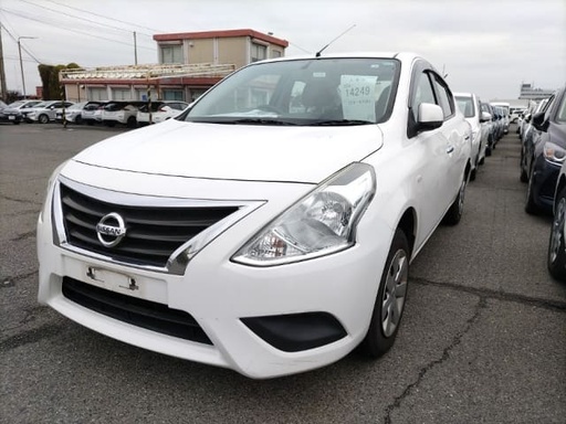 2016 NISSAN Latio