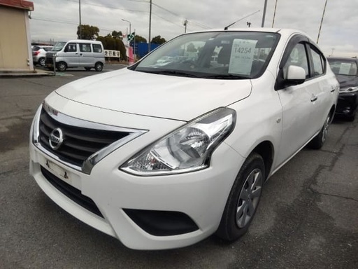 2016 NISSAN Latio