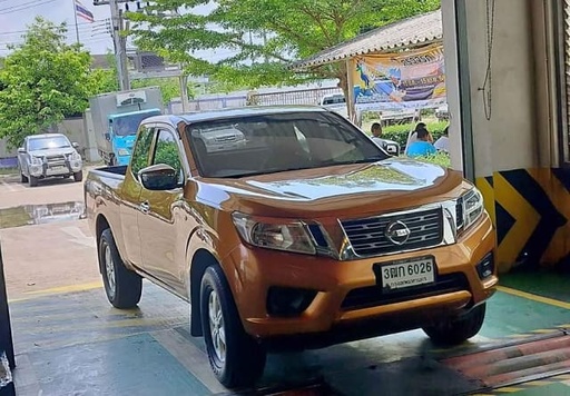 2019 NISSAN Navara