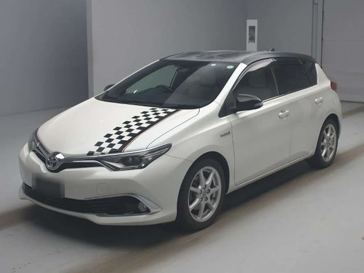 2016 TOYOTA Auris
