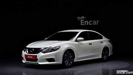 2017 NISSAN Altima