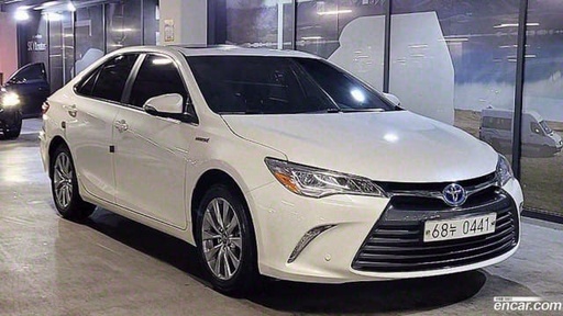 2017 TOYOTA Camry
