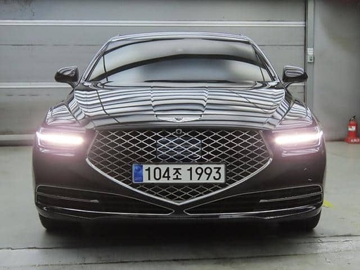 2021 Genesis G90