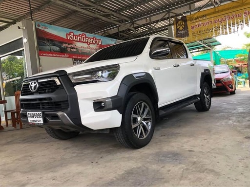 2019 TOYOTA Hilux