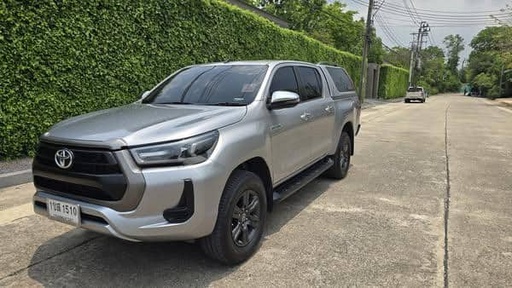 2021 TOYOTA Hilux