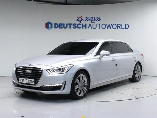 2017 Genesis EQ900