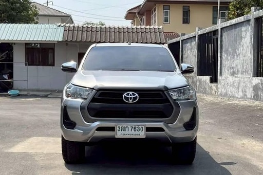 2020 TOYOTA Hilux