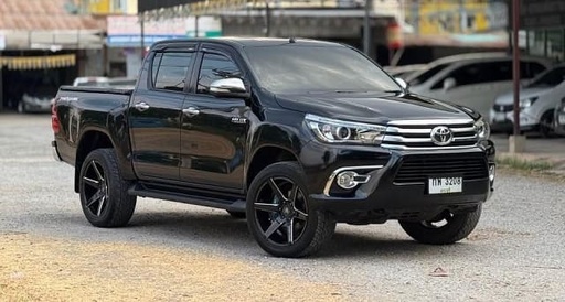 2017 TOYOTA Hilux
