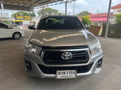 2020 TOYOTA Hilux