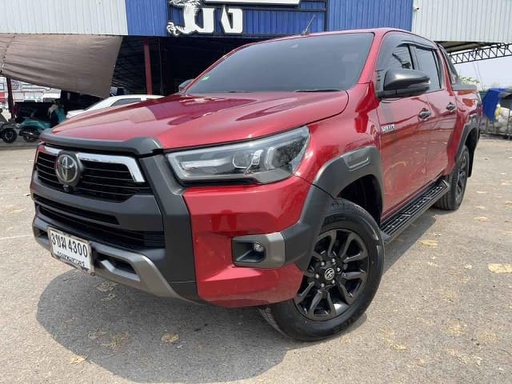 2022 TOYOTA Hilux