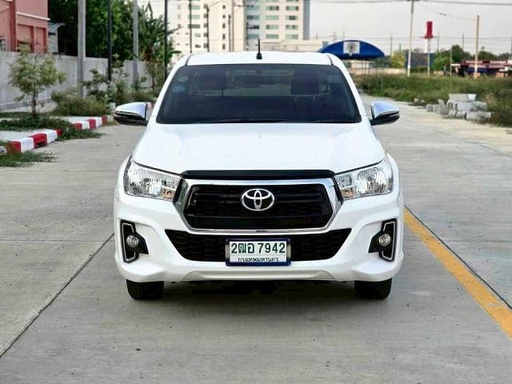 2020 TOYOTA Hilux